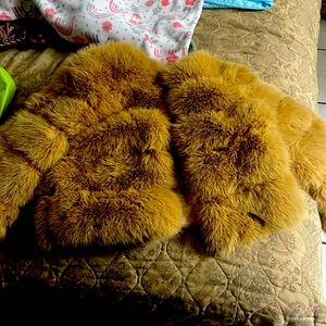 Nice Beautiful Fur Coat Size 2XL Fits Slim